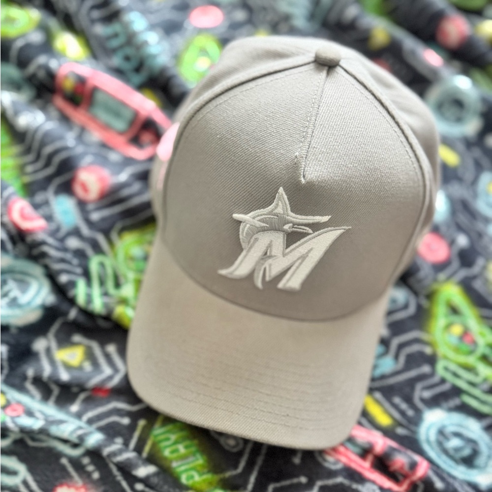 lids hat - Picture 2 of 6